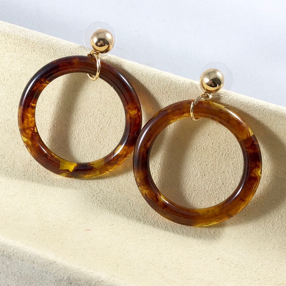 ✨Trendy Resin Earrings✨